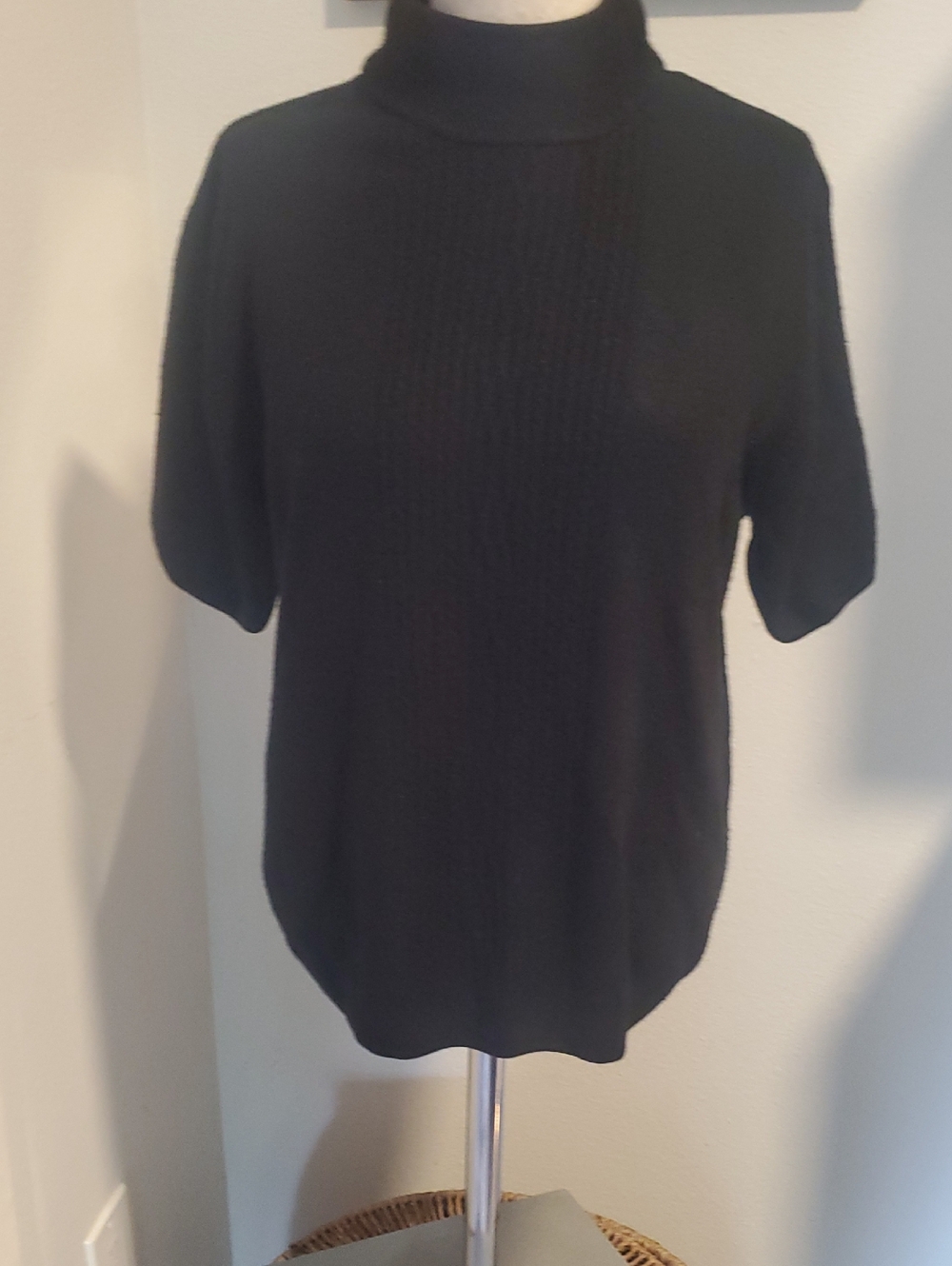 Vintage Ship N Shore Blouse Womens  Size Large Black Mock Neck Half Sleeves